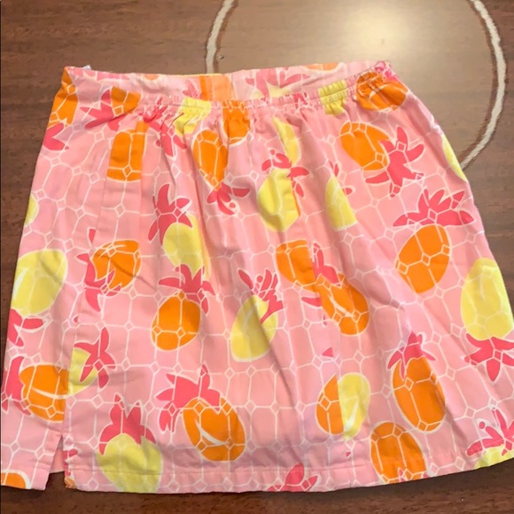 Kids Lilly Pulitzer skirt size 5. - Picture 2 of 3